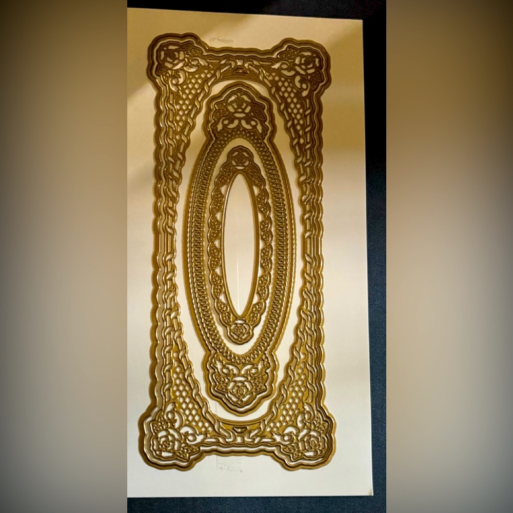Anna Griffin 3D Rose Concentric Frame Dies New